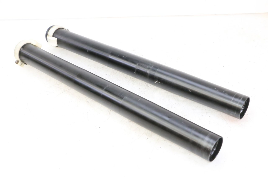 photo de STANDROHR APRILIA ETX 125 (1998 - 2002) - Details der Befestigungspunkte