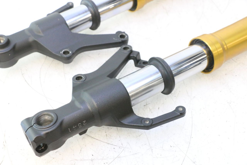 photo de STANDROHR YAMAHA FZ8 800 (2010 - 2016) - Zoom auf Gebrauchszustand