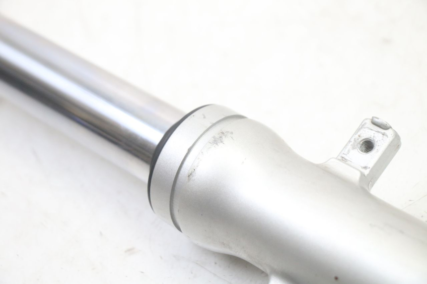 photo de STANDROHR LINK KYMCO GRAND DINK 125 (2008 - 2014) - Kennzeichnungen und Originalreferenzen