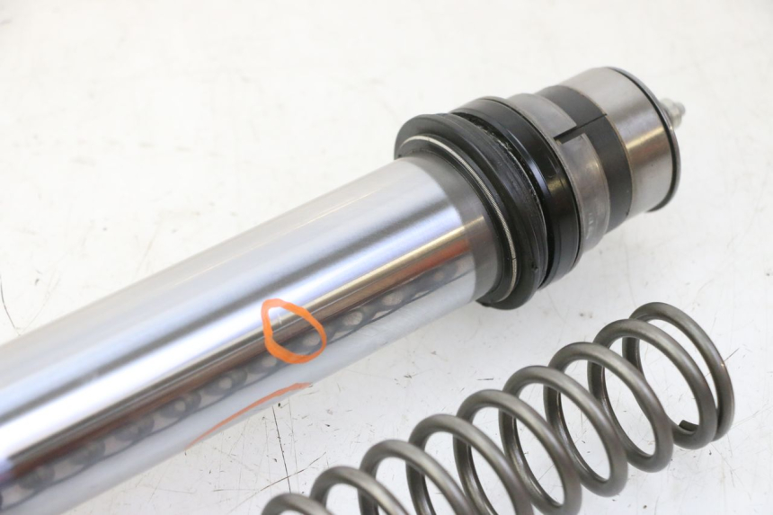 photo de STANDROHR LINK YAMAHA YZ 125 (1998 - 2005) - Charakteristische Merkmale