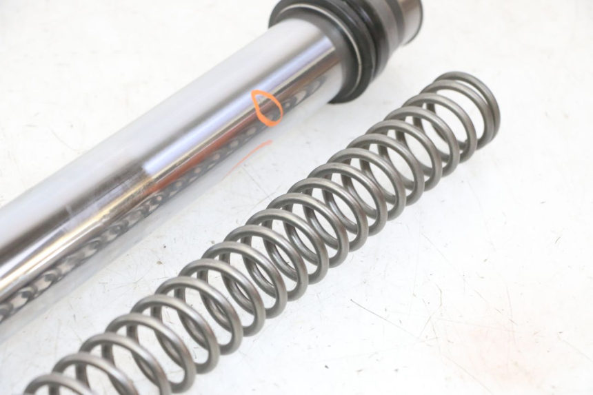 photo de STANDROHR LINK YAMAHA YZ 125 (1998 - 2005) - Zoom auf Komponenten