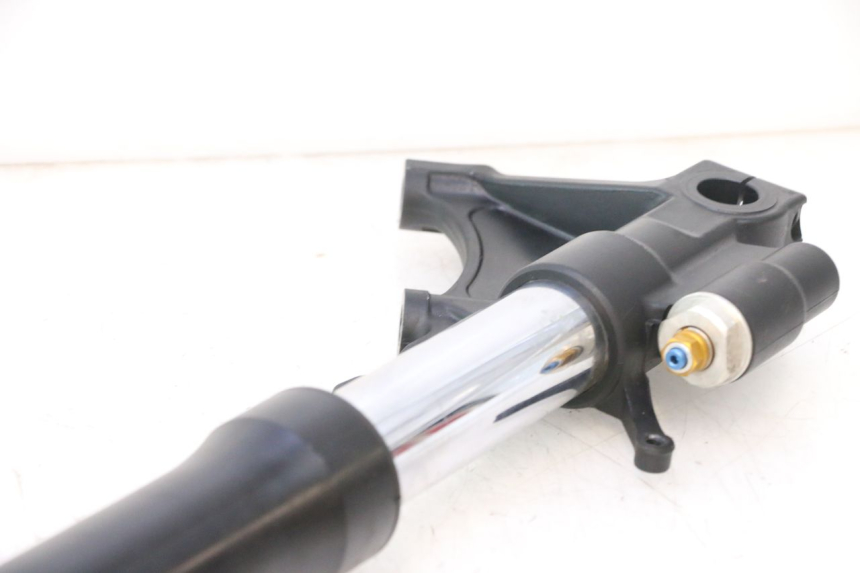 photo de STANDROHR LINK YAMAHA YZF R6 600 (2008 - 2009) - Alternative Perspektive