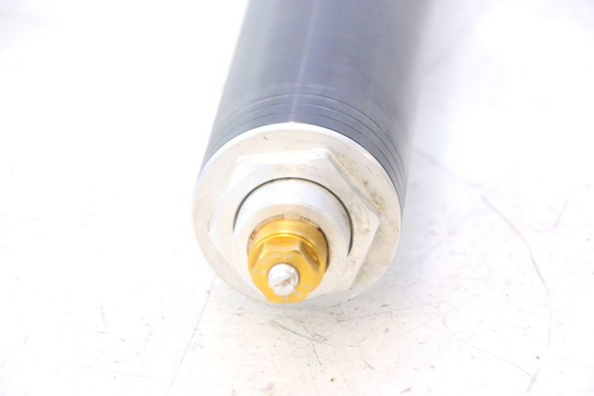 photo de STANDROHR LINK YAMAHA YZF R6 600 (2008 - 2009) - Oberflächenzustand und Material