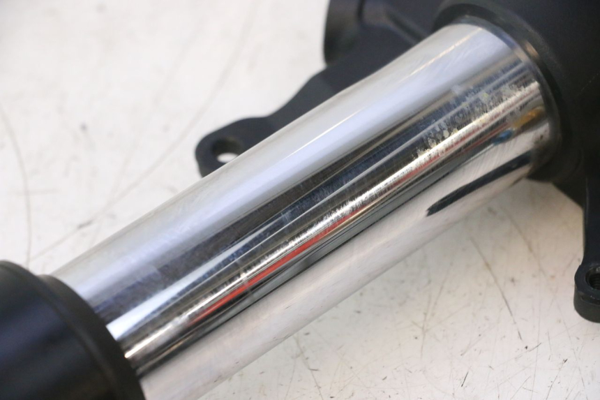 photo de STANDROHR LINK YAMAHA YZF R6 600 (2008 - 2009) - Kennzeichnungen und Originalreferenzen