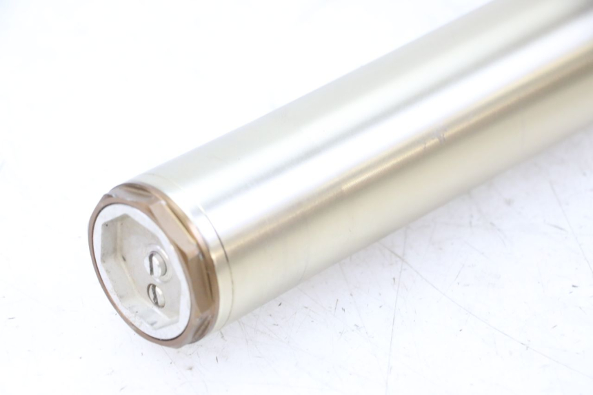 photo de STANDROHR LINK YAMAHA YZF YZ-F 450 (2014 - 2016) - Detaillierte Sichtprüfung