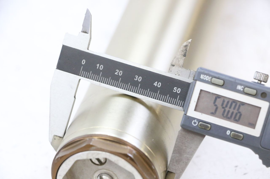 photo de STANDROHR LINK YAMAHA YZF YZ-F 450 (2014 - 2016) - Technische Nahaufnahme