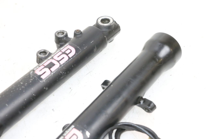 photo de STANDROHR KAWASAKI GPX R WARBIRD 600 (1988 - 1993) - Zoom auf Komponenten