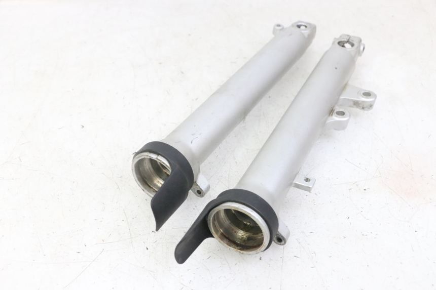 photo de STANDROHR SUZUKI GS GSE 500 (2001 - 2003) - Detailansicht des Bauteils