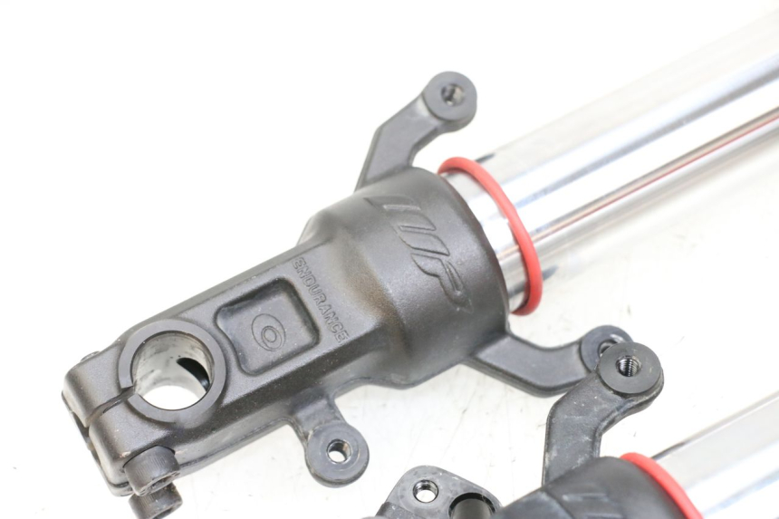 photo de STANDROHR HUSQVARNA SVARTPILEN 401 (2018 - 2023) - Weitere Ansicht des Artikels