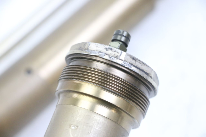 photo de STANDROHR KAWASAKI KX F KXF 450 (2009 - 2011) - Zoom auf Gebrauchszustand