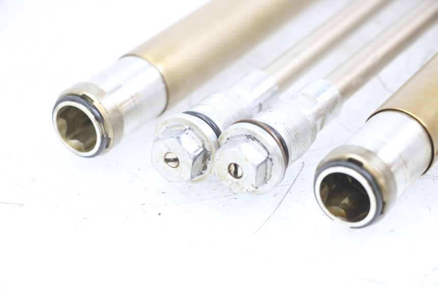 photo de STANDROHR KAWASAKI KX F KXF 450 (2009 - 2011) - Oberflächenzustand und Material