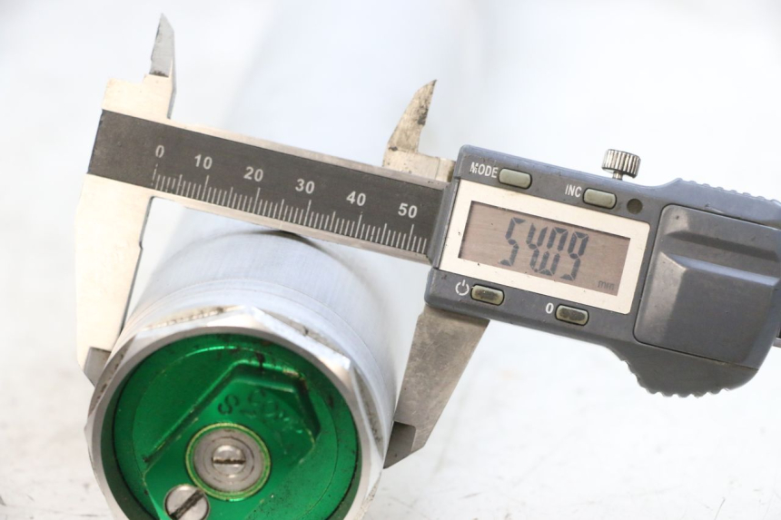 photo de STANDROHR KAWASAKI KXF KX-F 250 (2017 - 2019) - Details der Befestigungspunkte