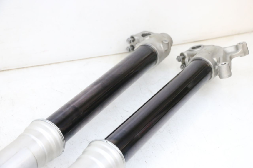 photo de STANDROHR KAWASAKI KXF KX-F 250 (2017 - 2019) - Oberflächenzustand und Material