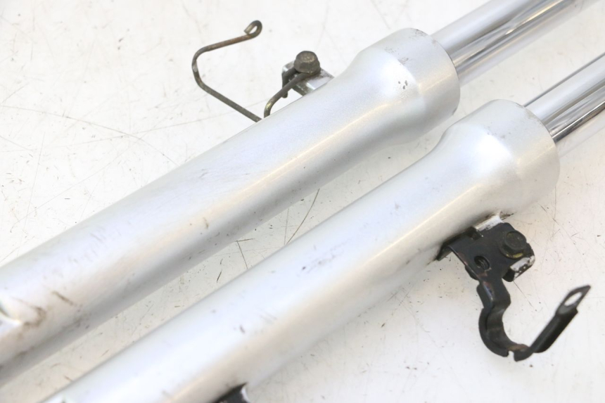 photo de STANDROHR KYMCO LIKE 125 (2009 - 2016) - Oberflächenzustand und Material