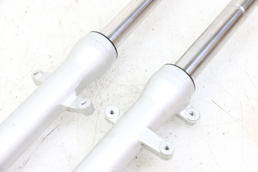 photo de STANDROHR LONGJIA SHARPY 125 (2020 - 2024) - Weitere Ansicht des Artikels