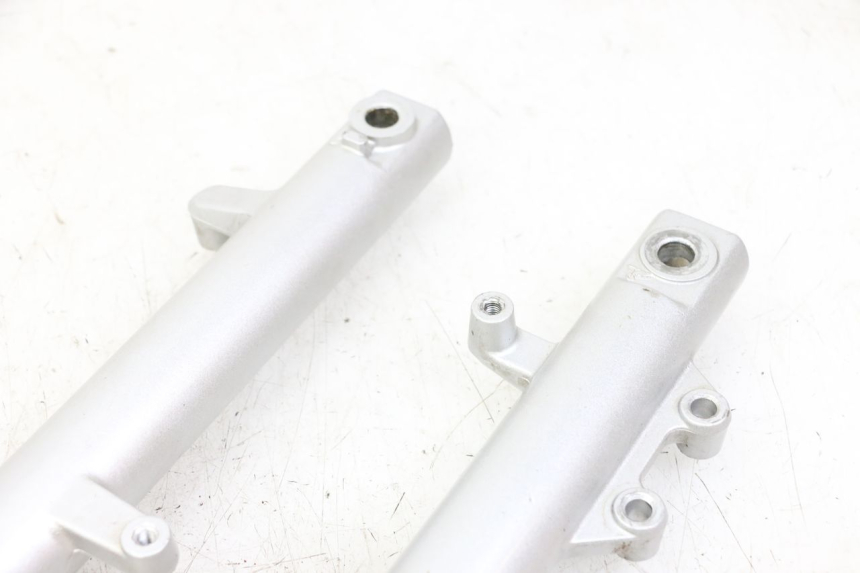 photo de STANDROHR LONGJIA SHARPY 125 (2020 - 2024) - Oberflächenzustand und Material