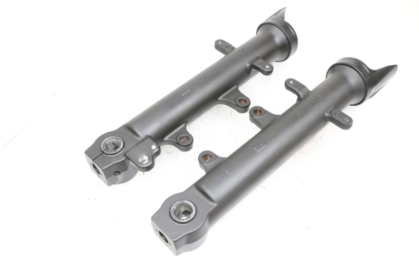 photo de STANDROHR YAMAHA MT-07 MT07 ABS 700 (2018 - 2020) - Detailansicht des Bauteils