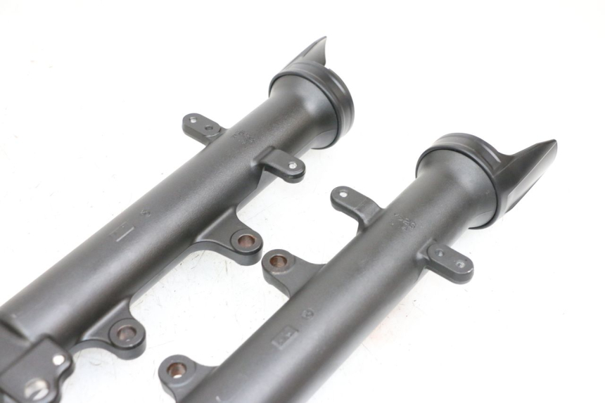 photo de STANDROHR YAMAHA MT-07 MT07 ABS 700 (2018 - 2020) - Zoom auf Gebrauchszustand