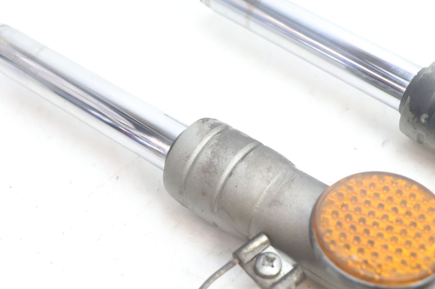 photo de STANDROHR YAMAHA NEO'S NEOS 2T 50 (1998 - 2007) - Oberflächenzustand und Material