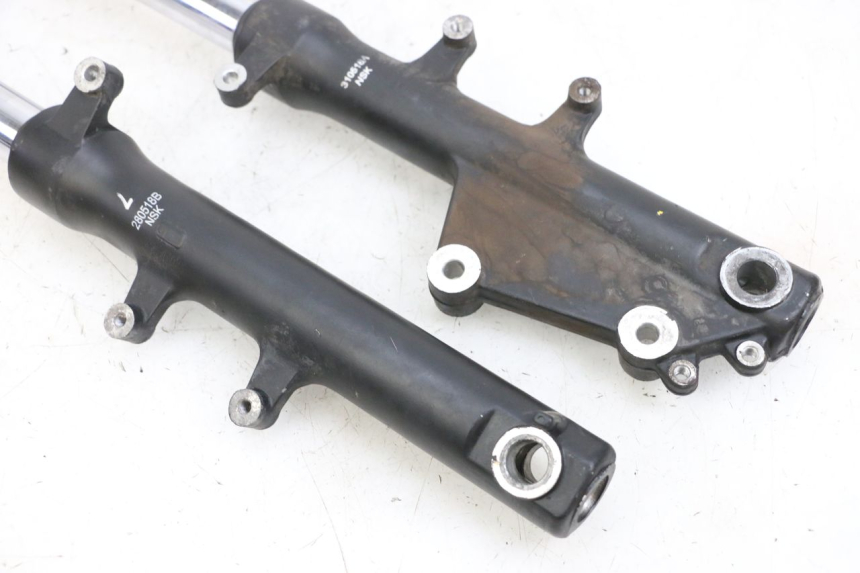 photo de STANDROHR PIAGGIO NEW TYPHOON 50 (2018 - 2021) - Zoom auf Gebrauchszustand