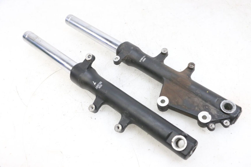 photo de STANDROHR PIAGGIO NEW TYPHOON 50 (2018 - 2021) - Details der Befestigungspunkte