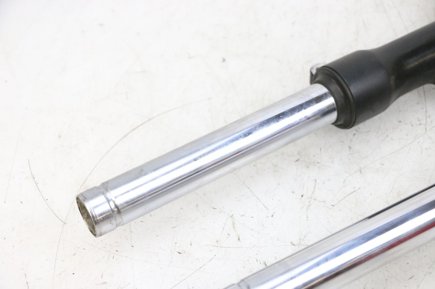 photo de STANDROHR PIAGGIO NEW TYPHOON 50 (2018 - 2021) - Kennzeichnungen und Originalreferenzen