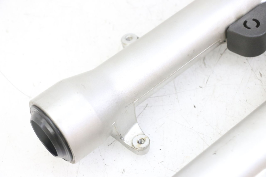 photo de STANDROHR GILERA NEXUS 125 (2009 - 2013) - Kennzeichnungen und Originalreferenzen