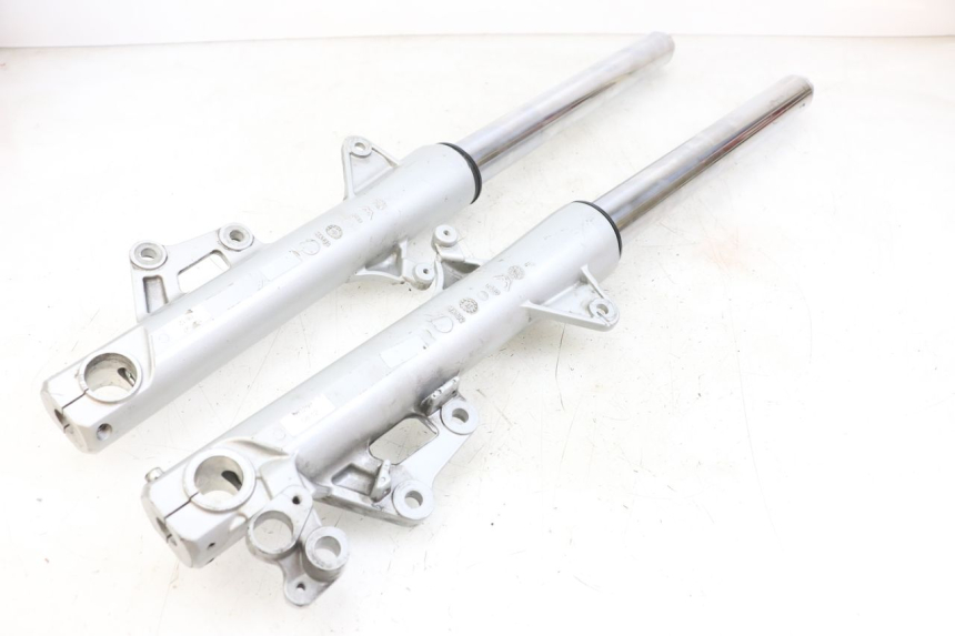 photo de STANDROHR MOTO GUZZI NORGE 8V GT 1200 (2011 - 2016) - Geprüftes Gebrauchtteil