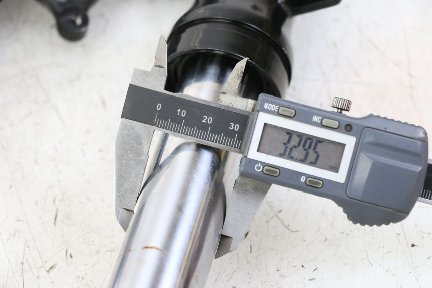 photo de GABELROHR SYM ORBIT 2 4T 50 (2008 - 2017) - Detailansicht des Bauteils