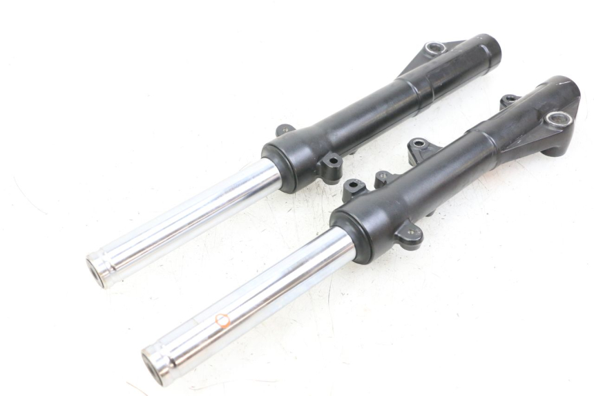 photo de STANDROHR HONDA PCX (JF57/JF64) 125 (2014 - 2018) - Zoom auf Gebrauchszustand