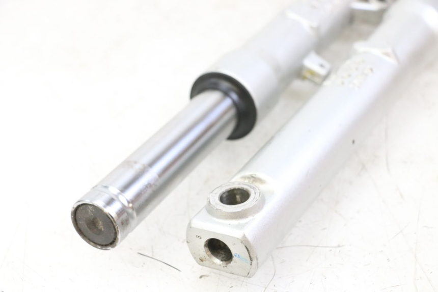 photo de STANDROHR PIAGGIO LIBERTY IGET 4T 50 (2021 - 2025) - Zoom auf Gebrauchszustand