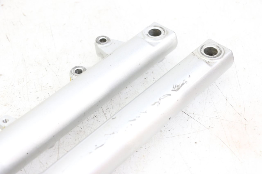 photo de STANDROHR PIAGGIO LIBERTY IGET 4T 50 (2021 - 2025) - Kennzeichnungen und Originalreferenzen