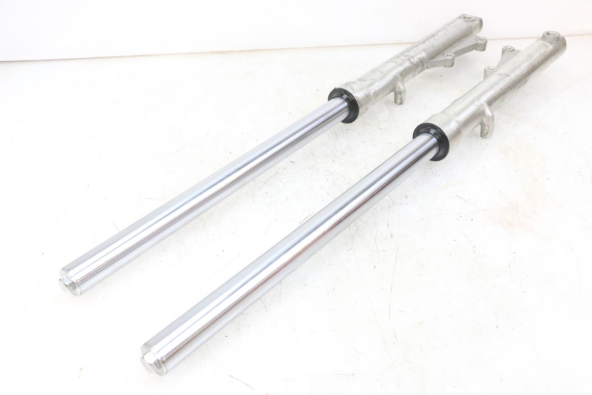 photo de STANDROHR REGAL RAPTOR RAXTER 2 125 (2007 - 2015) - Oberflächenzustand und Material