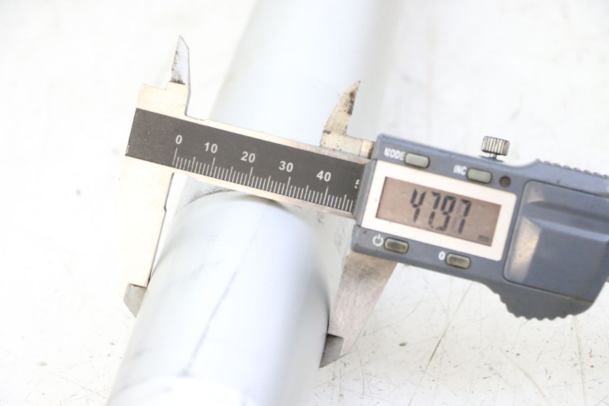 photo de STANDROHR APOLLO RFZ 125 - Technische Nahaufnahme