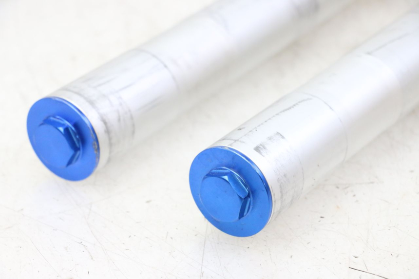 photo de STANDROHR APOLLO RFZ 125 - Oberflächenzustand und Material