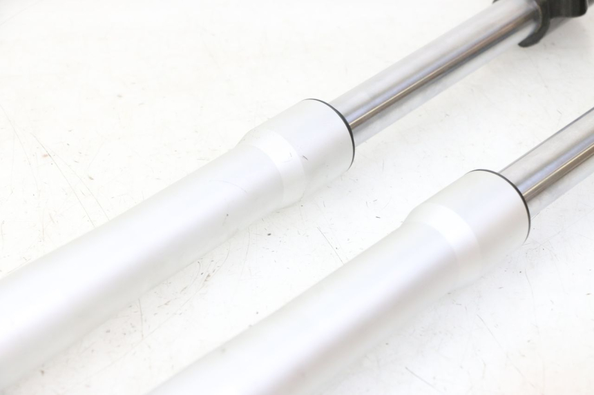 photo de STANDROHR APOLLO RFZ 125 - Oberflächenzustand und Material