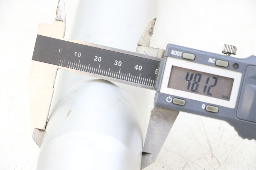 photo de STANDROHR APOLLO RFZ 140 - Detailansicht des Bauteils