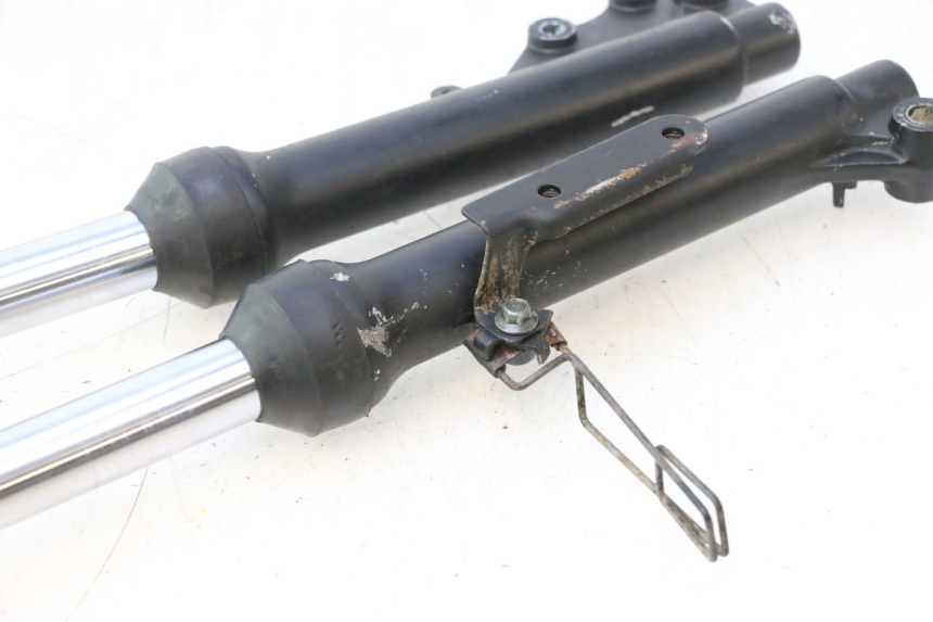 photo de STANDROHR TNT MOTOR ROMA 10' 2T 50 (2011 - 2018) - Details der Befestigungspunkte