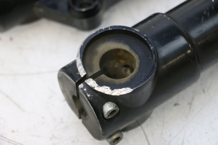 photo de STANDROHR APRILIA SR MOTARD 50 (2012 - 2018) - Oberflächenzustand und Material