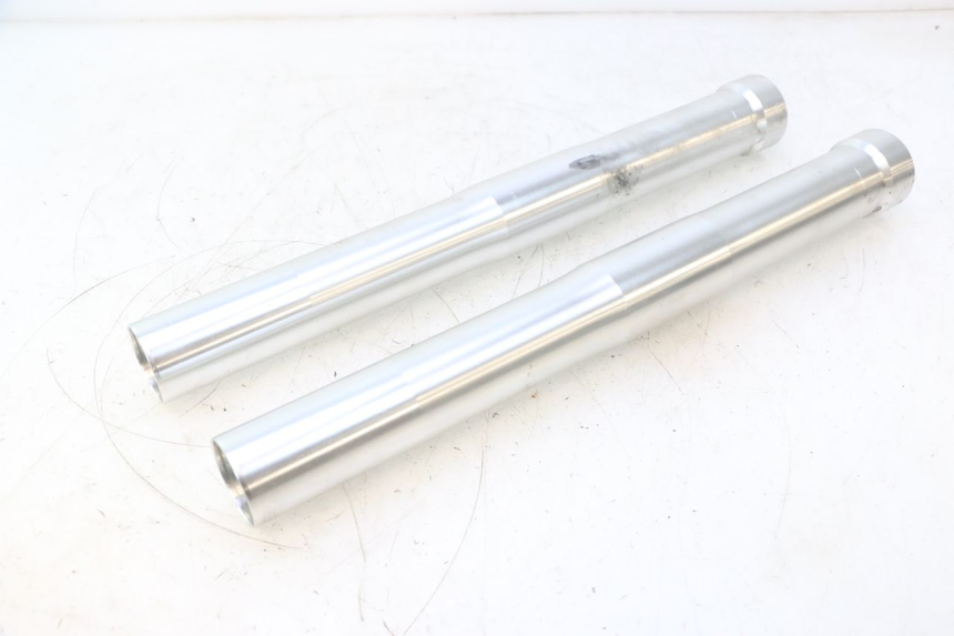 photo de STANDROHR DUCATI SS IE DS CARENEE 1000 (2002 - 2006) - Oberflächenzustand und Material