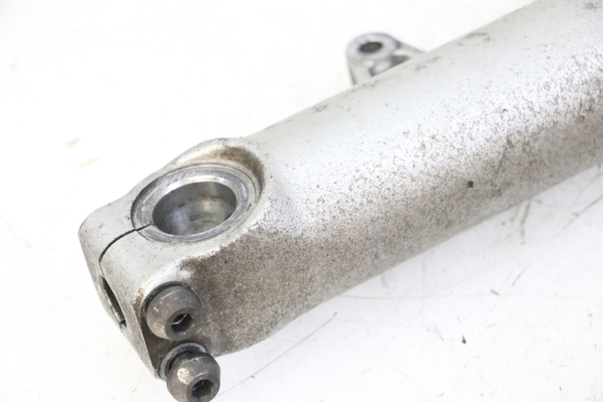 photo de STANDROHR HONDA ST PAN EUROPEAN 1300 (2002 - 2013) - Details der Befestigungspunkte