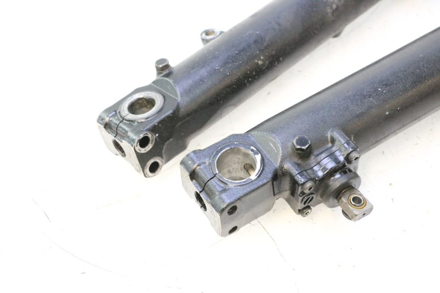 photo de STANDROHR HONDA ST PAN EUROPEAN 1100 (1990 - 2002) - Details der Befestigungspunkte