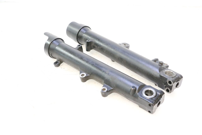 photo de STANDROHR HONDA ST PAN EUROPEAN 1100 (1990 - 2002) - Oberflächenzustand und Material