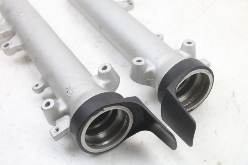 photo de STANDROHR SUZUKI GSX F GSXF 650 (2007 - 2015) - Zoom auf Gebrauchszustand