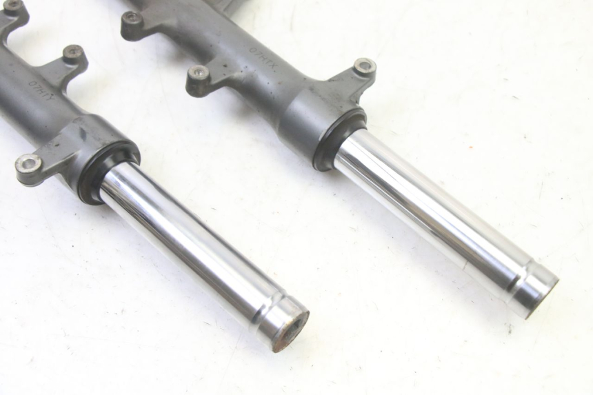 photo de GABELROHR APRILIA SXR 50 (2021 - 2023) - Details der Befestigungspunkte