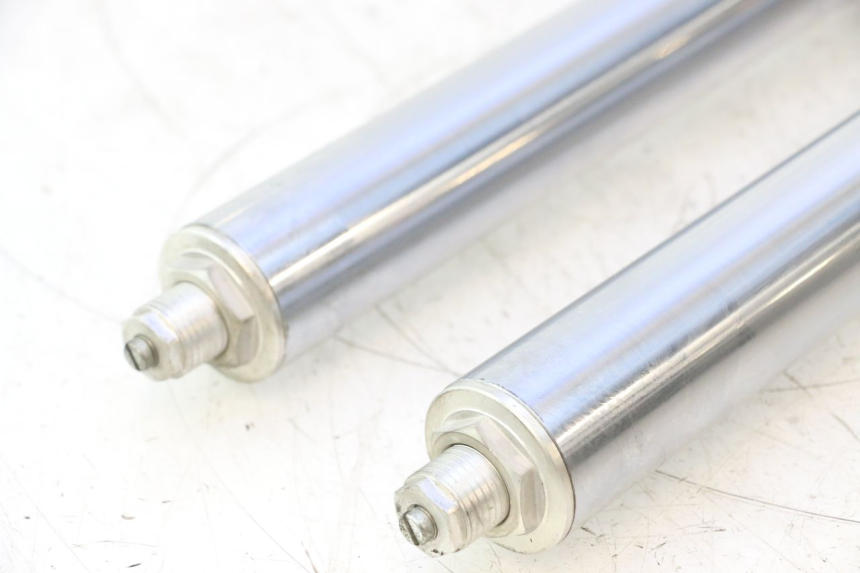 photo de STANDROHR YAMAHA TDM ABS 900 (2002 - 2014) - Detailansicht des Bauteils