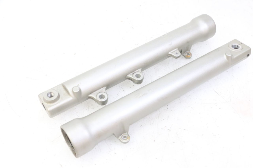 photo de STANDROHR YAMAHA TDR DELTABOX 125 (1997 - 2003) - Oberflächenzustand und Material