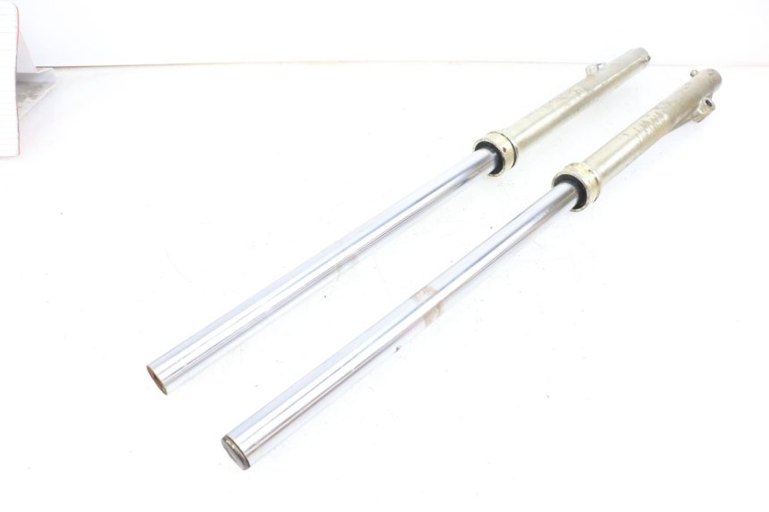 photo de STANDROHR SUZUKI TS X 80 (1984 - 1988) - Details der Befestigungspunkte