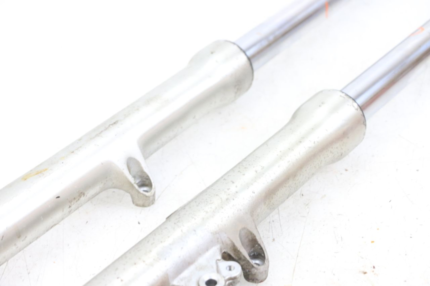 photo de STANDROHR DAELIM VL DAYSTAR 125 (2000 - 2011) - Zoom auf Komponenten