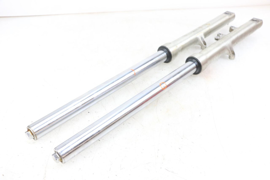 photo de STANDROHR DAELIM VL DAYSTAR 125 (2000 - 2011) - Details der Befestigungspunkte